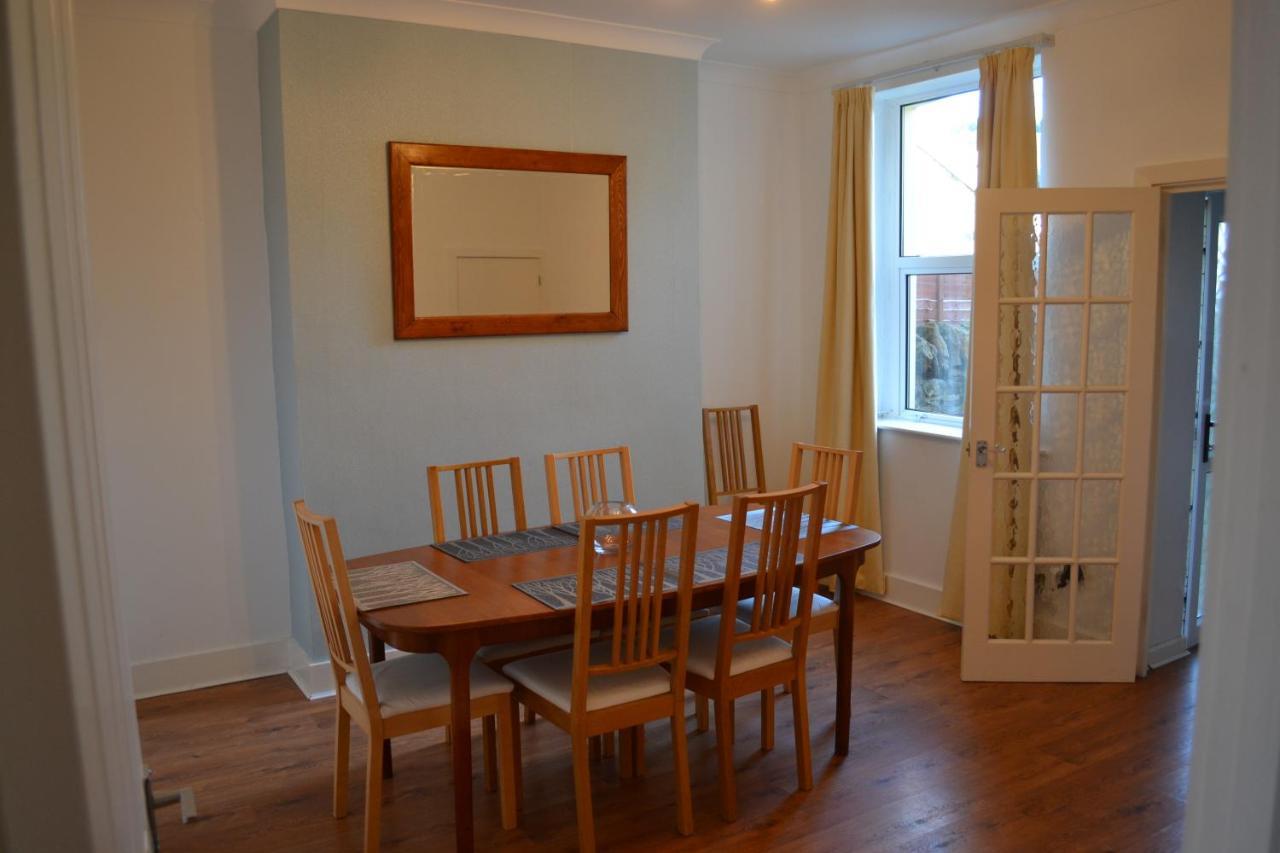 Entire 3 Bedroom House Near Caerphilly Station Exterior foto